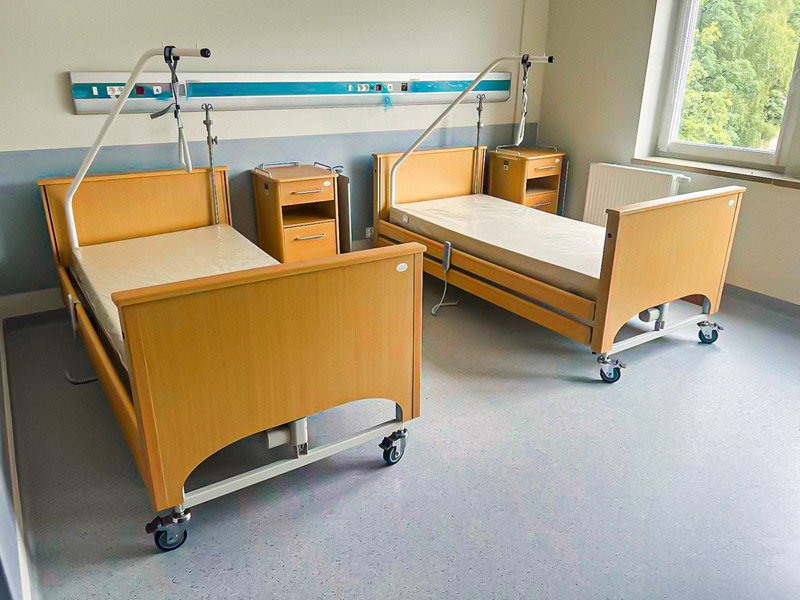 How to Choose the Best Home Care Bed for Elderly Patients